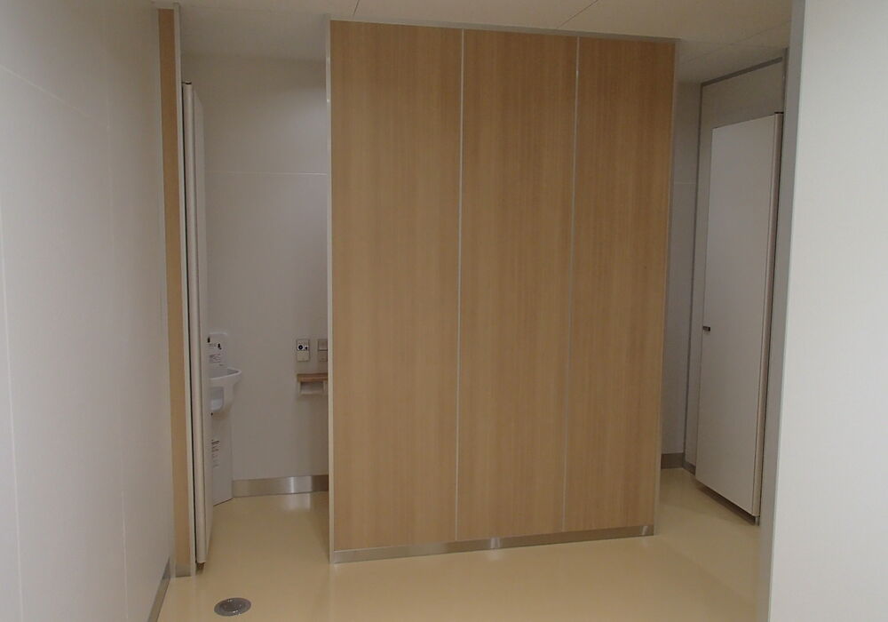 体育館女子完成２