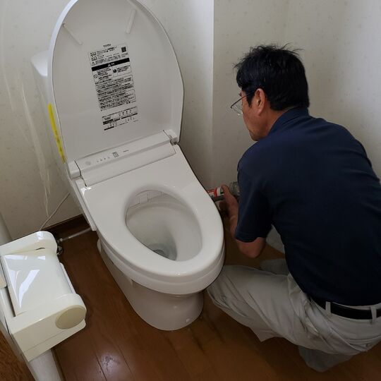 仕上げコーキング中